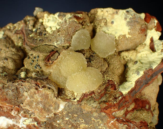 AUSTINITE crystals on matrix 9,5 x 6,0 x 2,5 cm Ojuela mine, MEXICO