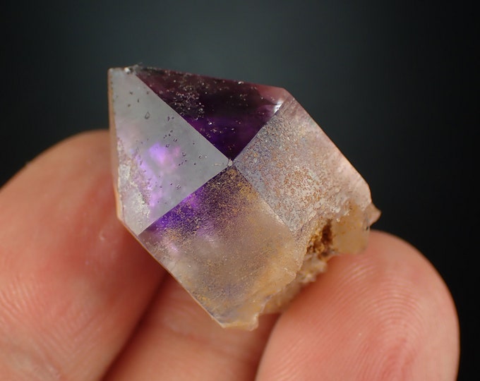AMETHYST purple crystal from MOROCCO 1168N