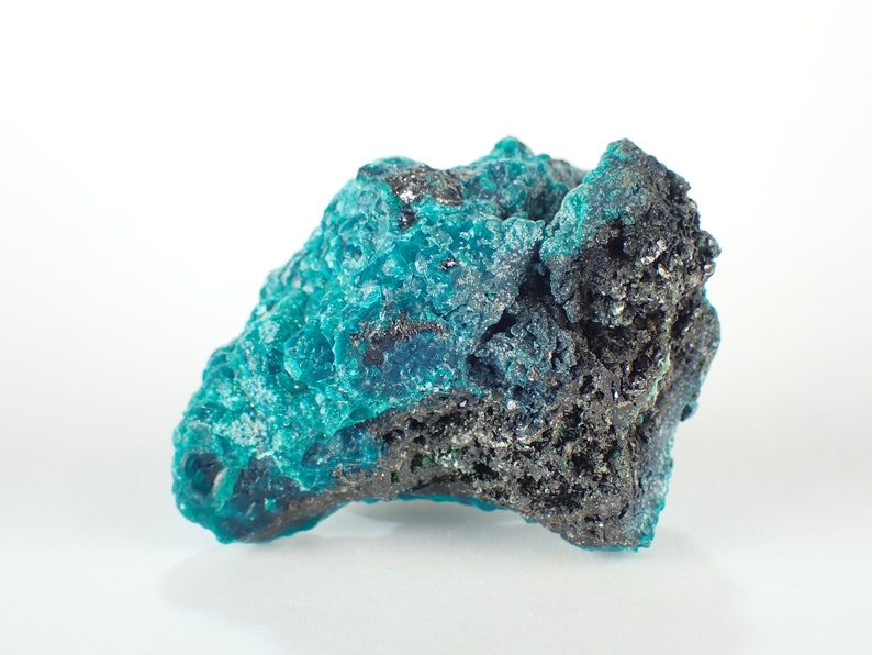 CHRYSOCOLLA with heterogenite crystals from DR CONGO 9658 image 2