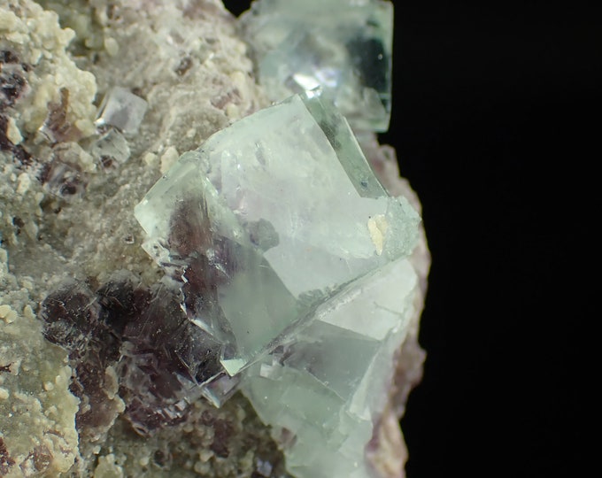FLUORITE crystals on matrix from CHINA 10843