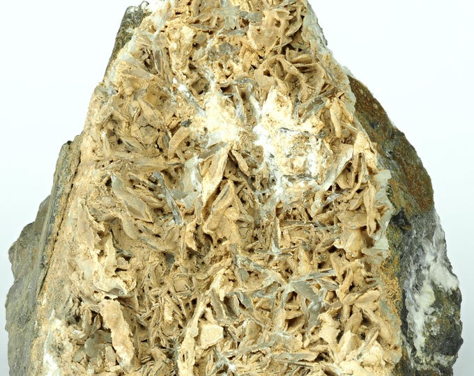 CALCITE with quartz 6,5 x 6,0 x 3,5 cm SWITZERLAND 12384