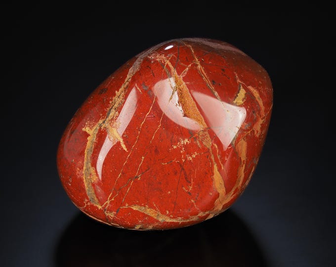 red JASPER tumbled stone 7,0 x 5,5 x 5,3 cm from BRAZIL