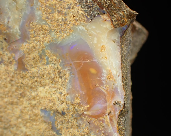 BOULDER OPAL beautiful specimen from AUSTRALIA 11970