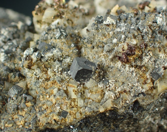 CHALCOPYRITE and galena on dolomite from U.S. 1075N
