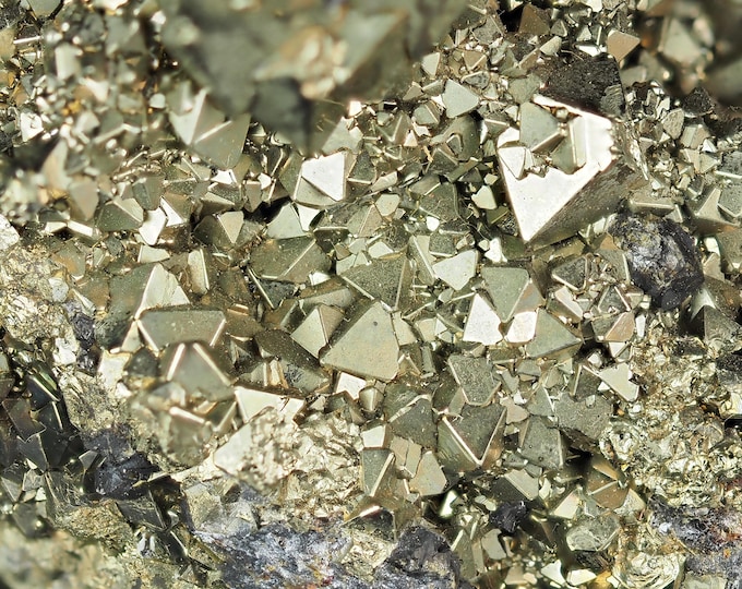 PYRITE octahedral crystals 6,7 x 5,0 x 2,5 cm from PERU