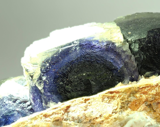 FLUORITE with phantoms 15,5 x 6,0 x 5,5 cm SOUTH AFRICA 12203