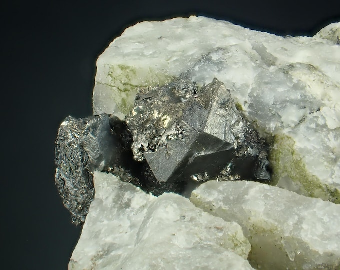 ACANTHITE on calcite 3.5 x 2.5 x 1.8 cm MOROCCO 11296