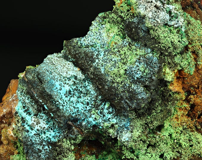 CHRYSCOLLA with malachite 7,8 x 7,6 x 3,0 cm from MEXICO 12575