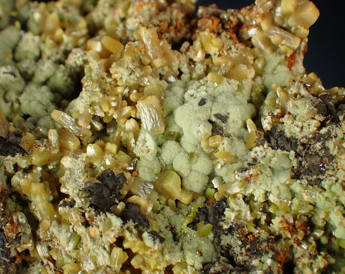 WULFENITE with Mimetite 7,0 x 4,2 x 3,0 cm MEXICO