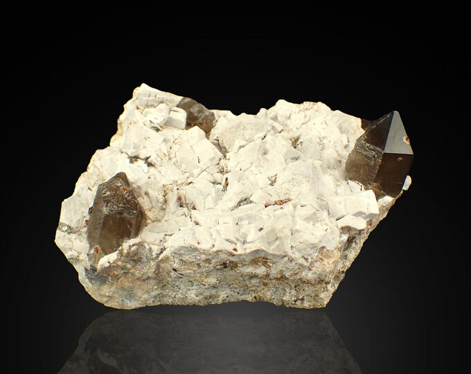 SMOKY QUARTZ with spessartine 9,0 x 6,0 x 4,0 cm CHINA 12925