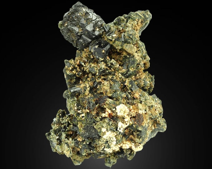 GARNET var MELANITE crystals 7,3 x 5,2 x 3,3 cm MALI 12300
