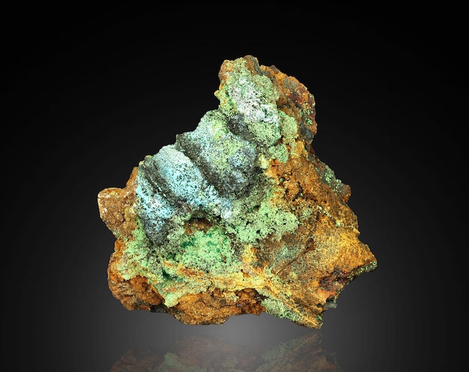 CHRYSCOLLA with malachite 7,8 x 7,6 x 3,0 cm from MEXICO 12575