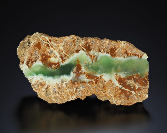 CHRYSOPRASE polished vein 5,8 x 3,0 x 2,4 cm POLAND