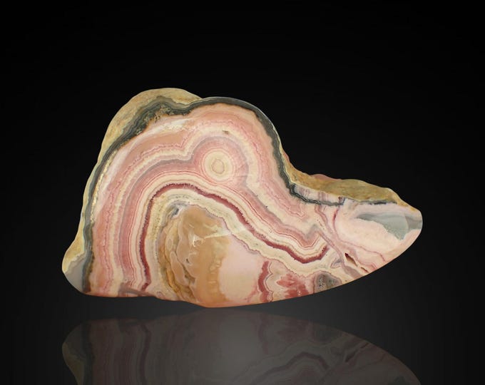 RHODOCHROSITE polished specimen 7,7 x 5,2 x 3,9 cm ARGENTINA *13202