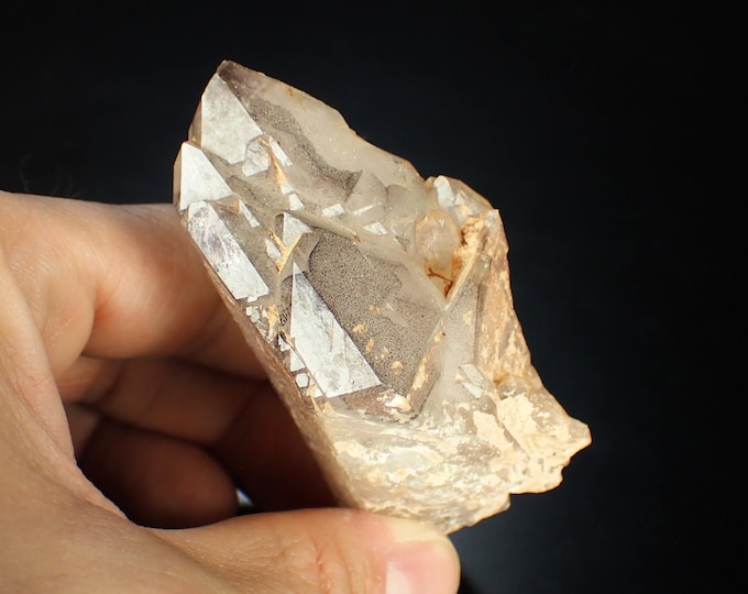 QUARTZ with hematite 8,3 x 3,5 x 3,5 cm - Orange River SOUTH AFRICA