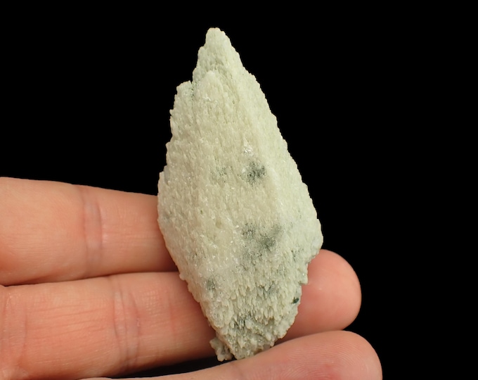 fluorescent CALCITE crystal 6,2 x 2,8 x 2,7 cm BULGARIA