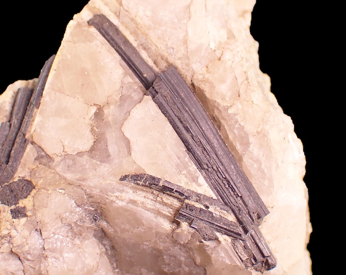 TOURMALINE black crystals 9,5 x 7,5 x 4,0 cm POLAND