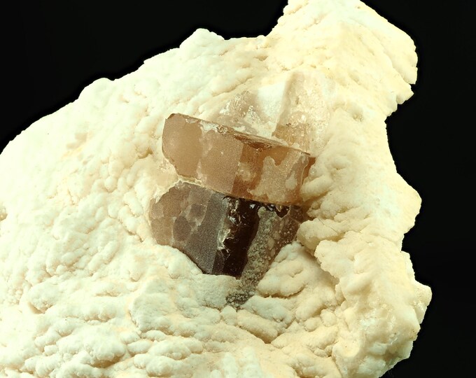 TOPAZ on albite 9,5 x 8,0 x 3,2 cm from PAKISTAN 12496