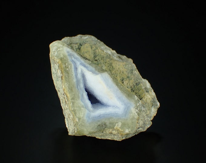 Blue Lace AGATE from MALAWI 11254
