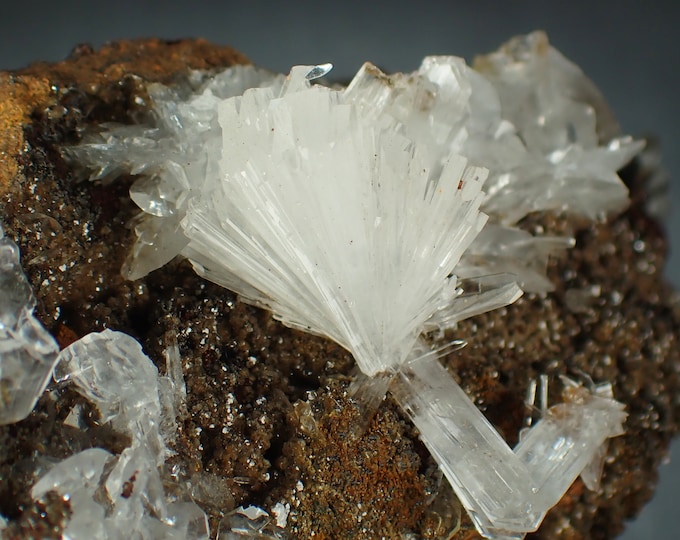 HEMIMORPHITE lustrous crystals from MEXICO 11227