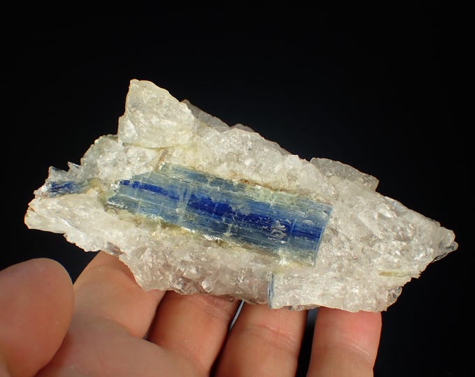 KYANITE crystal in quartz 10,0 x 4,5 x 3,0 cm from BRAZIL