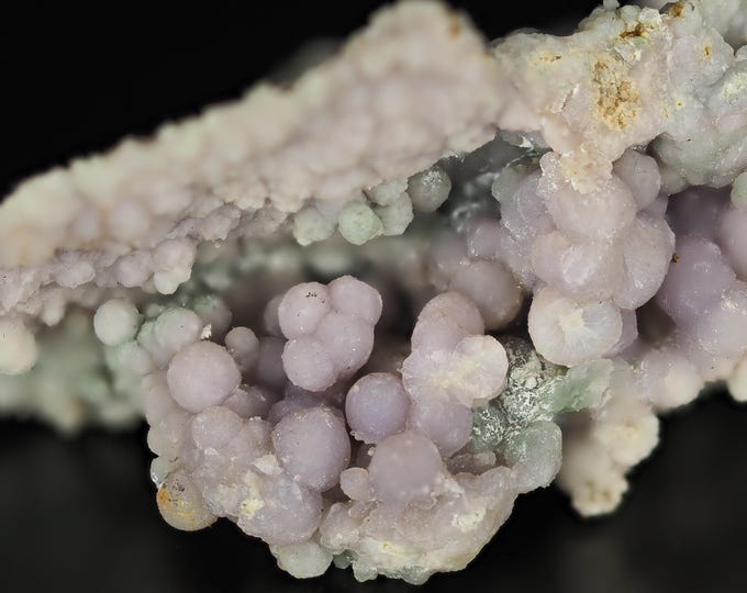 Grape Chalcedony Crystal Cluster 6,4 x 2,7 x 2,4 cm Mamuju, Indonesia