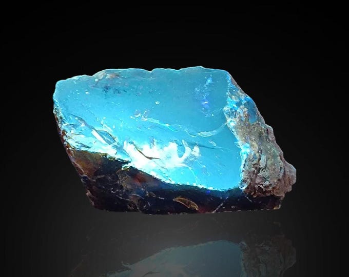 fluorescent AMBER 6,7 x 3,5 x 3,0 cm from Indonesia 13218