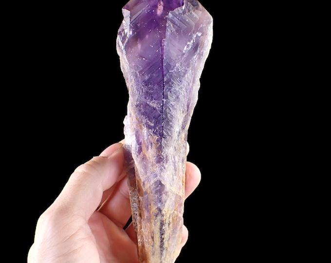 AMETHYST crystal point 18,8 x 5,0 x 2,5 cm BRAZIL