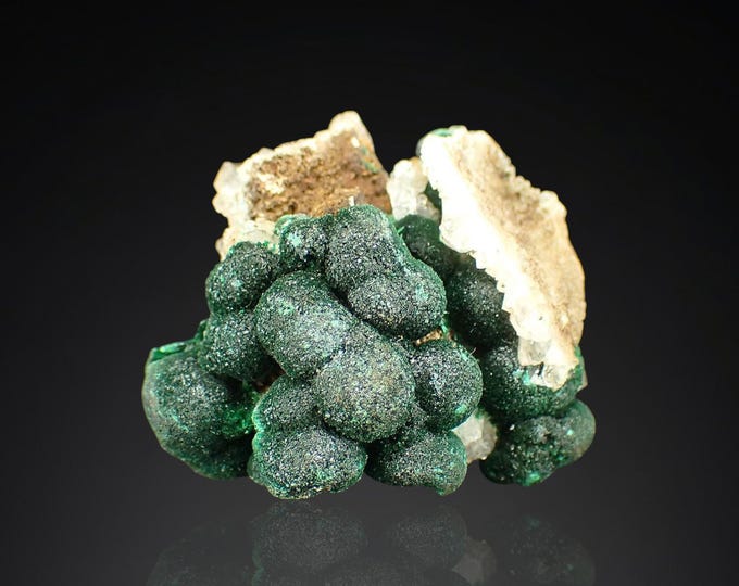 MALACHITE on quartz crystals 3,0 x 3,0 x 1,9 cm DR Congo