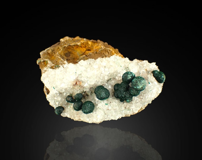 MALACHITE balls on quartz 6,0 x 5,5 x 2,7 cm DR Congo 13195
