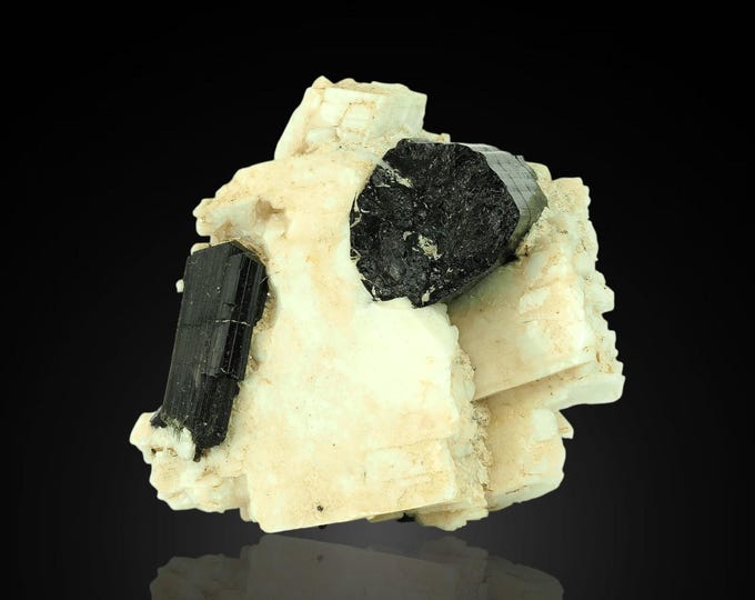 TOURMALINE on orthoclase 4,5 x 4,0 x 3,0 cm from FRANCE 12189