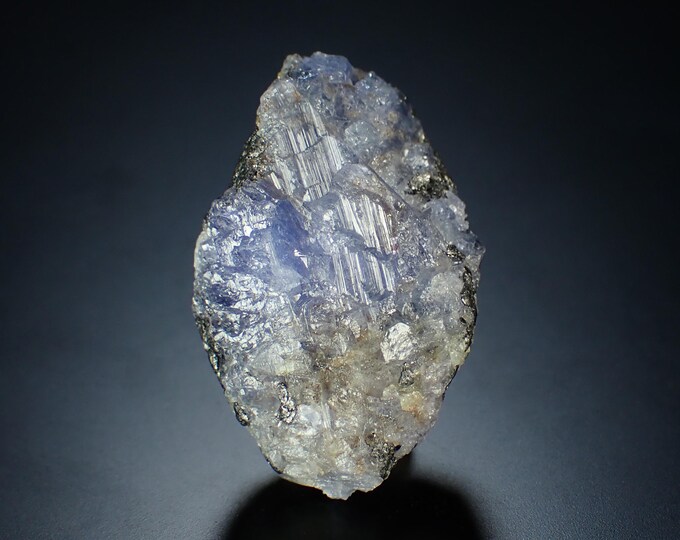 TANZANITE crystal 2,7 x 1,7 x 1,0 cm from TANZANIA
