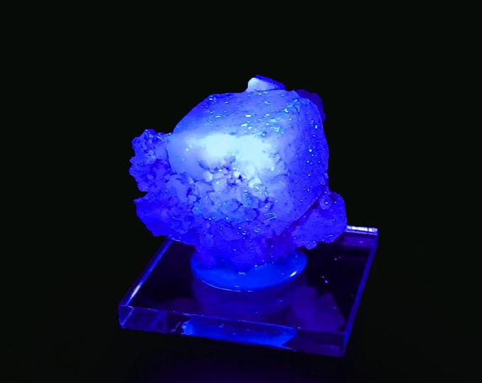fluorescent FLUORITE 4,0 x 3,5 x 3,3 cm GERMANY 12424