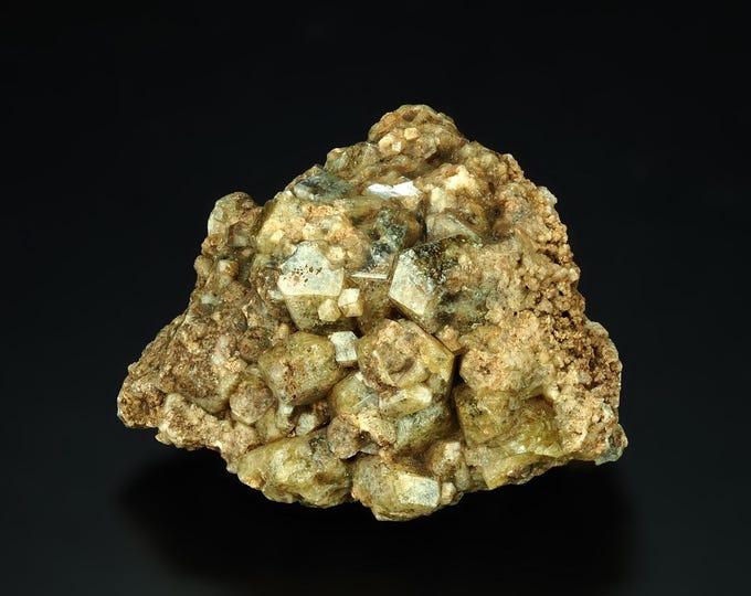 GARNET var GROSSULAR 6.2 x 5.0 x 3.5 cm Mexico 12210
