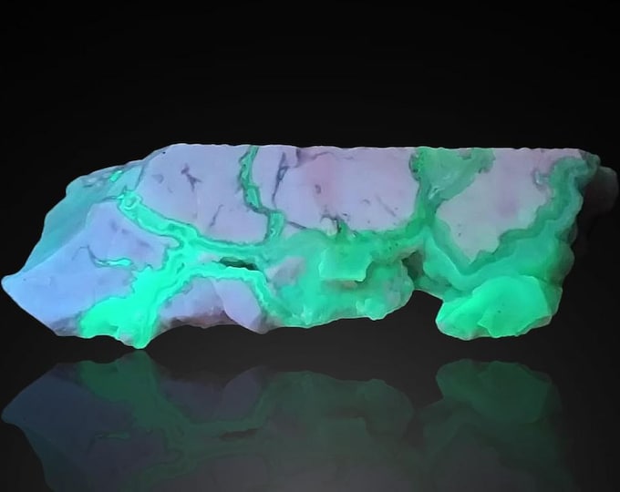 fluorescent TIFFANY STONE 5,7 x 1,8 x 1,1 cm Brush Wellman Mine, U.S. 13328