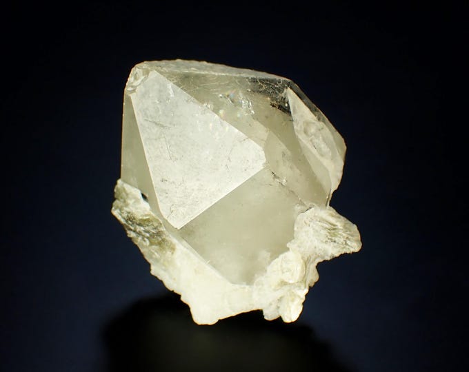 TOURMALINE with Tourmaline 3,7 x 3,0 x 2,5 cm PAKISTAN