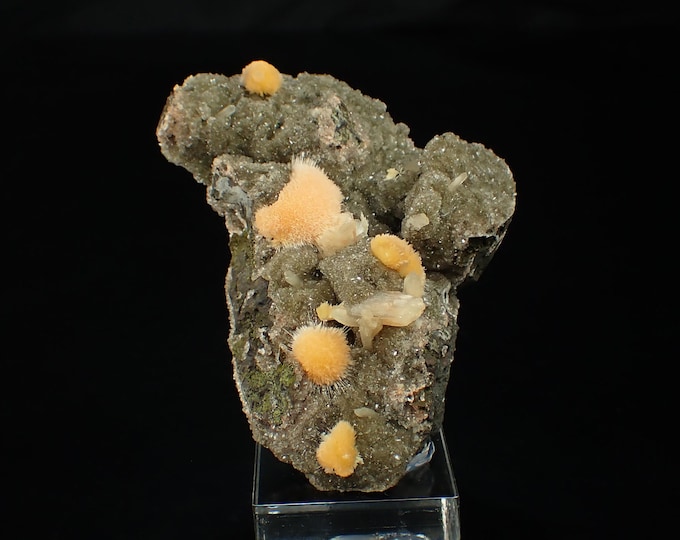 MESOLITE with thomsonite 8,5 x 7,0 x 4,0 cm INDIA 12705