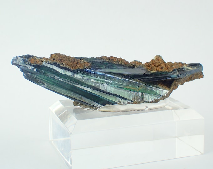 VIVIANITE pleochroic crystals from BRAZIL 11021