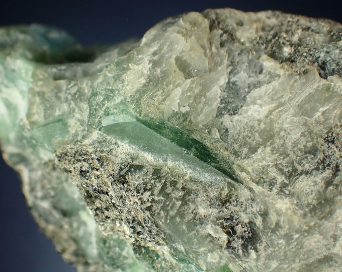 EMERALD crystals on matrix 5,0 x 3,7 x 2,7 cm BRAZIL