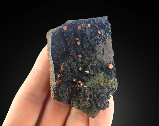 VANADINITE on goethite crystals 6,2 x 3,8 x 2,4 cm MOROCCO 11943
