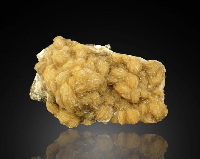 fluorescent BARYTE crystal cluster 6,8 x 4,0 x 4,0 cm POLAND 13030