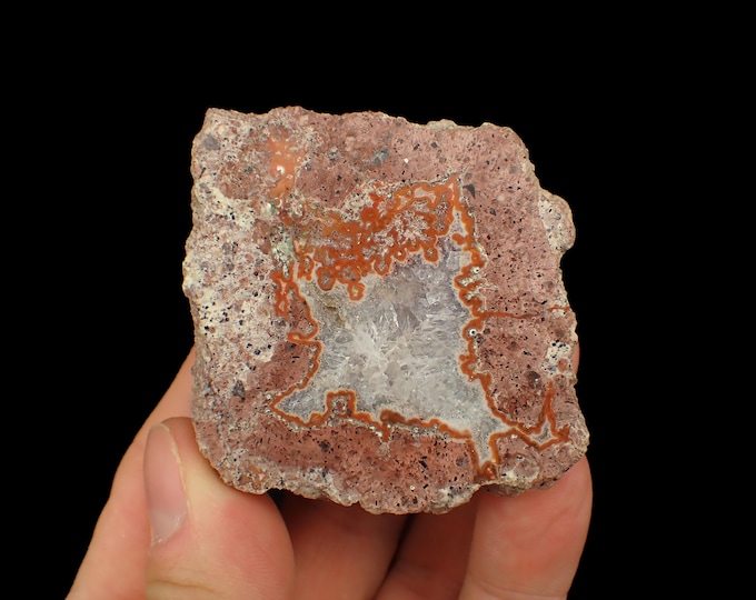 AGATE thunder egg polished 6,8 x 6,0 x 2,6 cm POLAND 13288