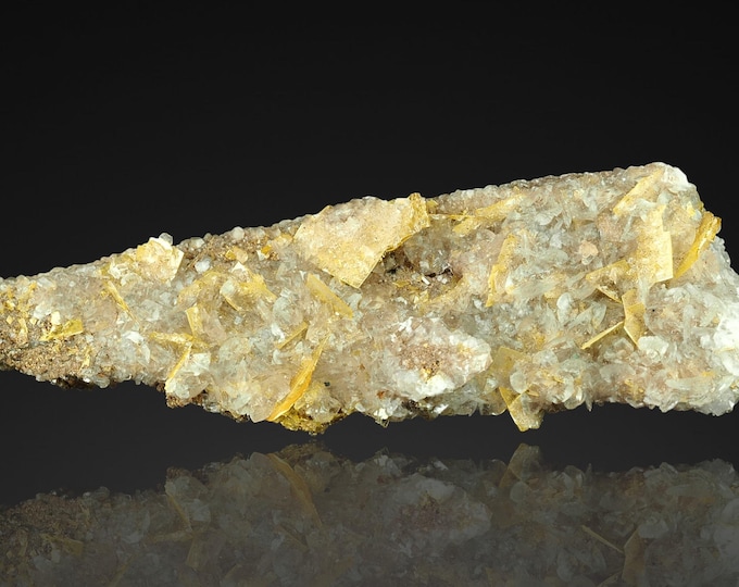 WULFENITE on calcite 8,8 x 4,5 x 2,2 cm from U.S. 12404