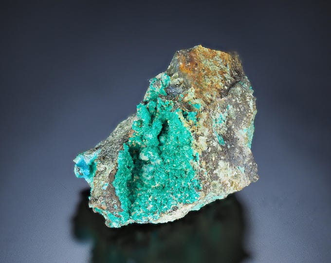 BROCHANTITE with chrysocolla 5,5 x 3,3 x 3,0 cm from CHILE