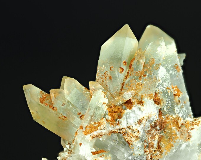 QUARTZ with chlorite 6,0 x 5,2 x 3,0 cm PAKISTAN 12399