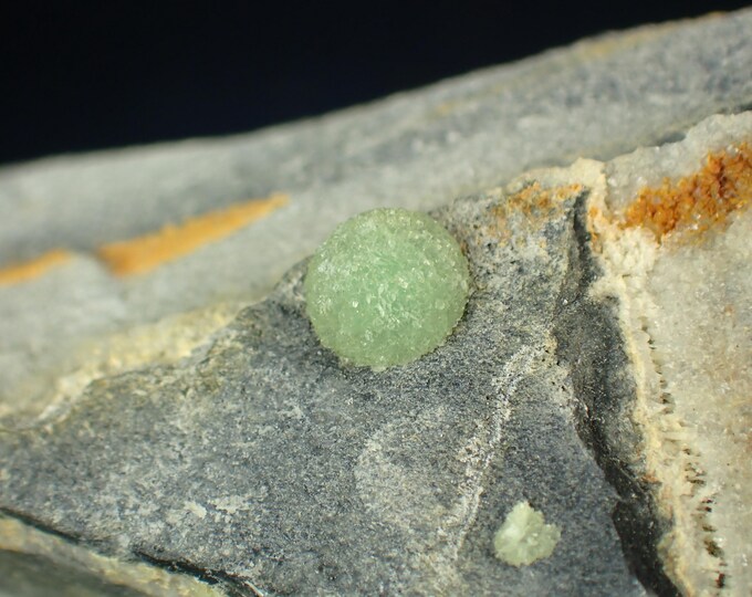 WAVELLITE Crystal on Matrix 7,7 x 3,5 x 1,7 cm - Mauldin Mt., USA
