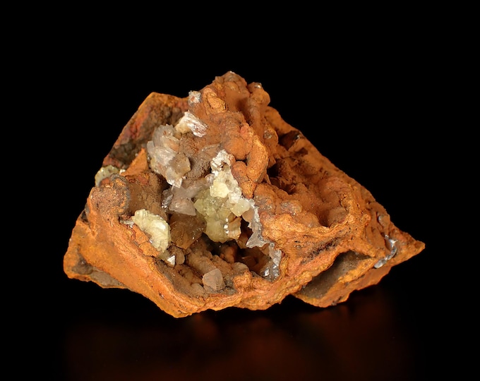 fluorescent ADAMITE crystals on matrix 9,3 x 7,5 x 5,3 cm from MEXICO