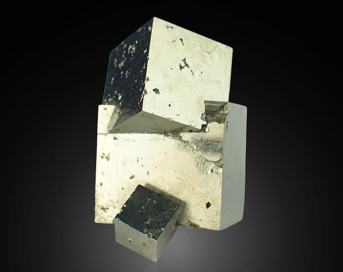 PYRITE crystals 4,7 x 3,6 x 2,7 cm SPAIN 12928