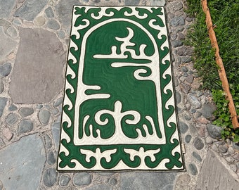 Green and white custom prayer rug of 100% Merino wool, Sajjada, Islamic Mat Wool Muslim Rug home decor, soft and comfort mat runner