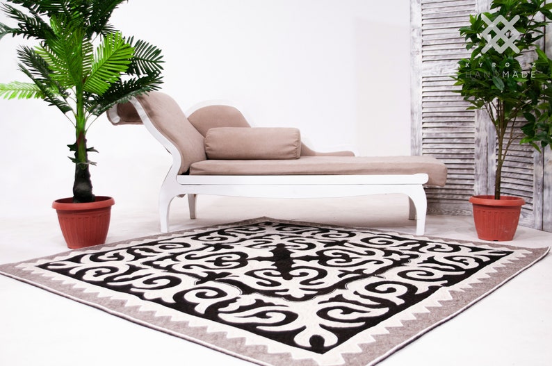Black&White WOOL RUG Kyrgyz Felt Carpet 6x6 feet Handmade Etsy